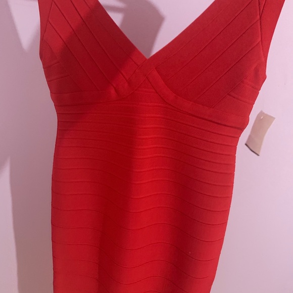 Herve Leger DARBY BANDAGE DRESS - Picture 4 of 6